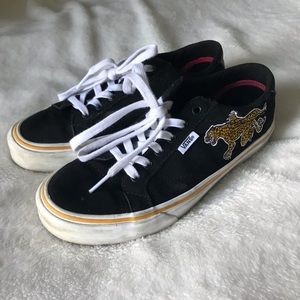Suede Old Skool Vans